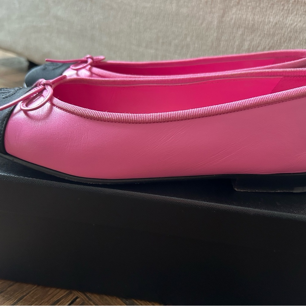 Chanel Pink Ballet Flats - Picture 2 of 9